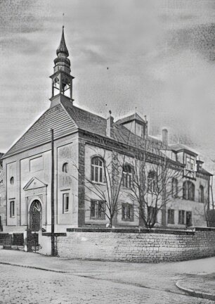 Das alte Gemeindehaus in der Bürgerstraße 13, eingeweiht 1902.